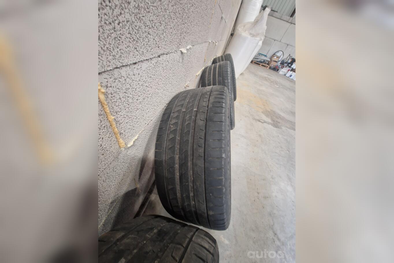 Audi, valuveljed