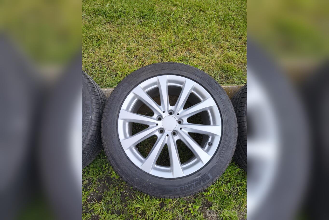Borbet R18, valuveljed