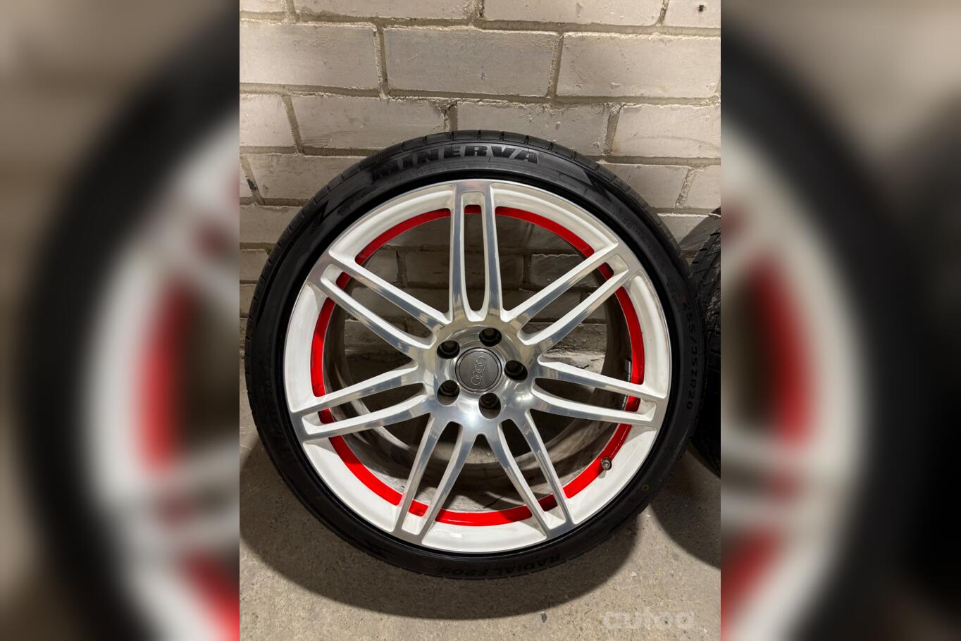Audi, valuveljed