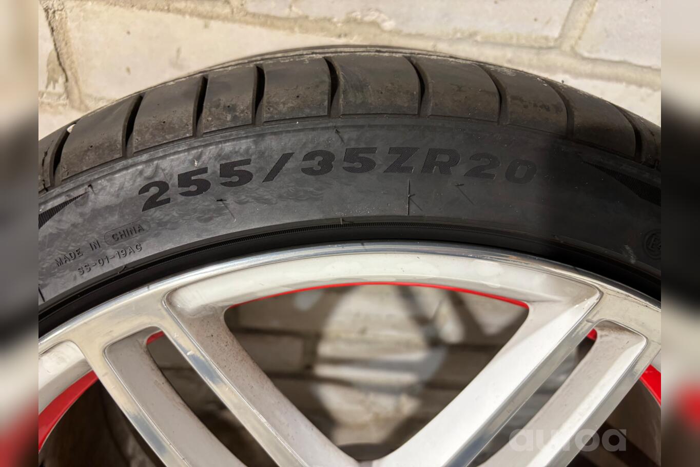 Audi, valuveljed