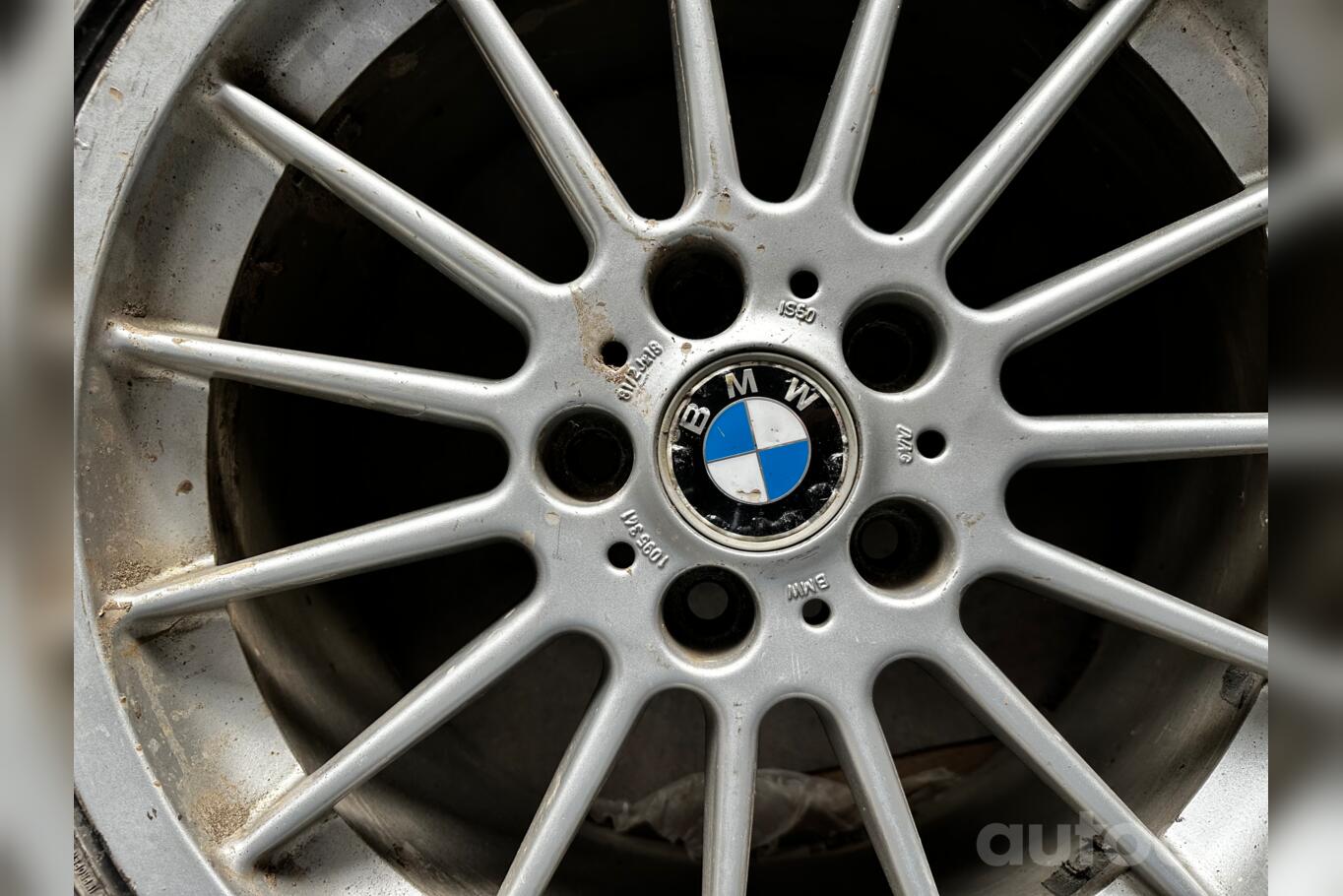 Bmw, valuveljed
