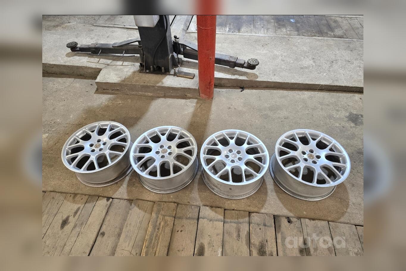 Oem, valuveljed