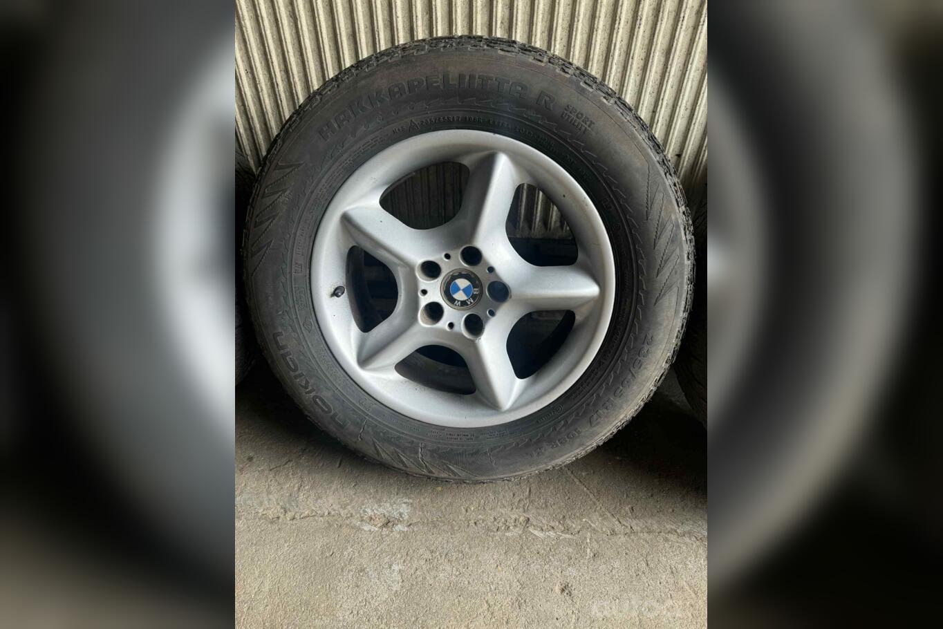 Bmw, valuveljed
