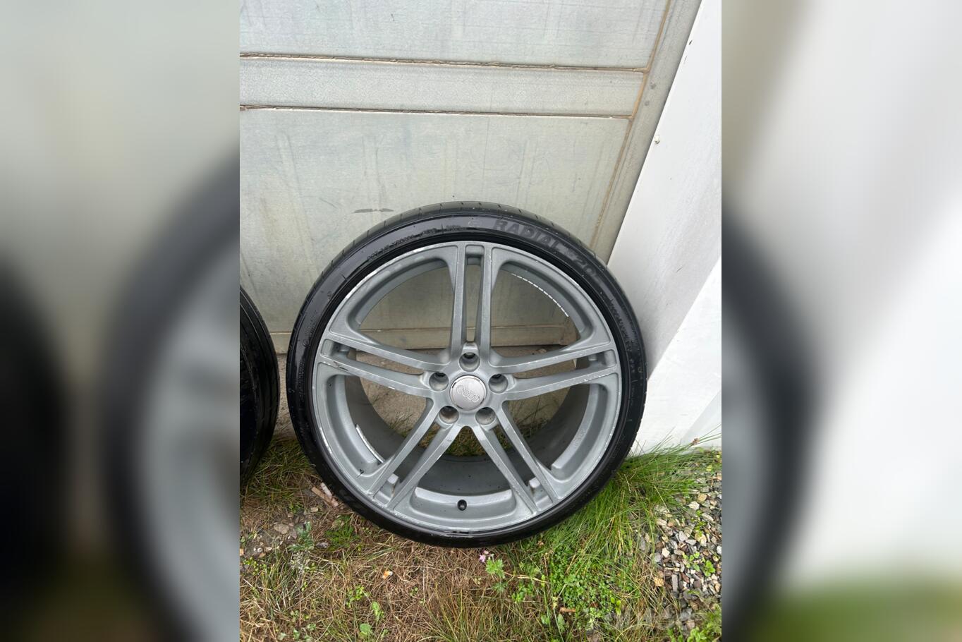 Audi, valuveljed