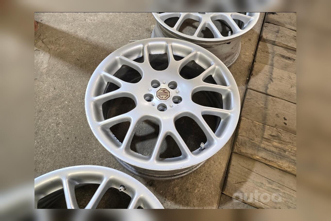 Oem, valuveljed