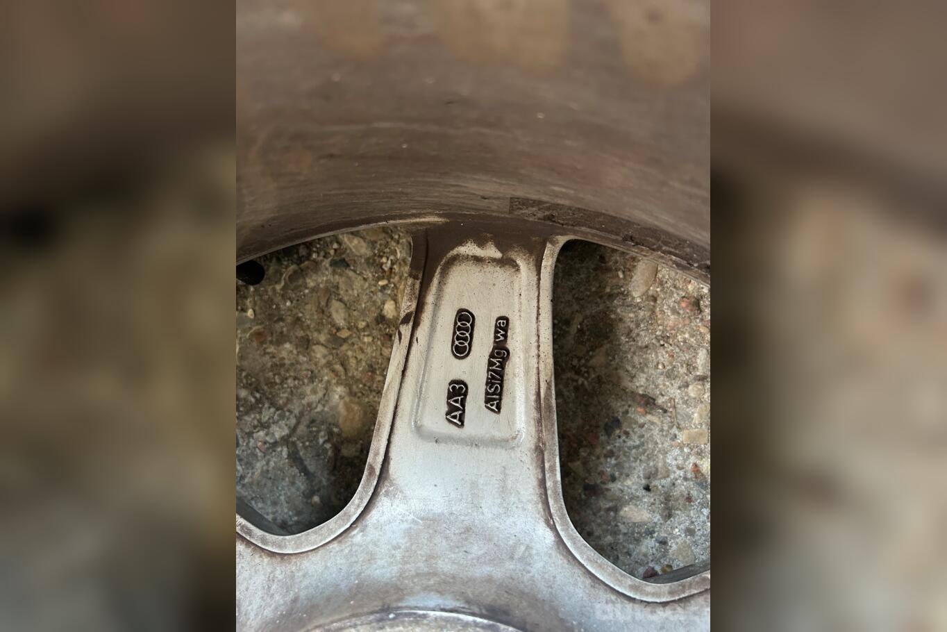 Audi, valuveljed