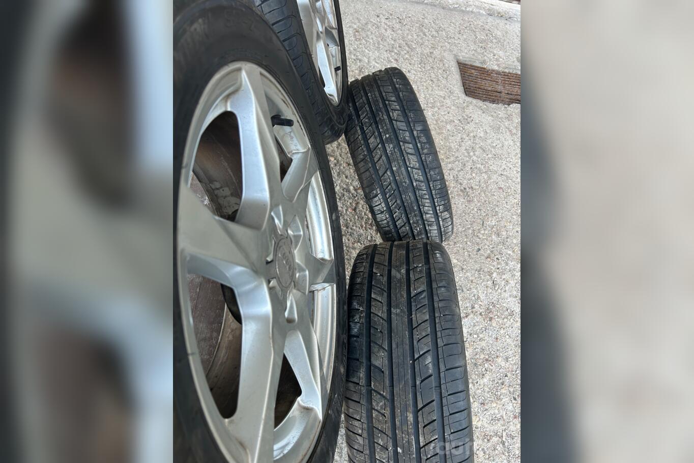 Audi, valuveljed