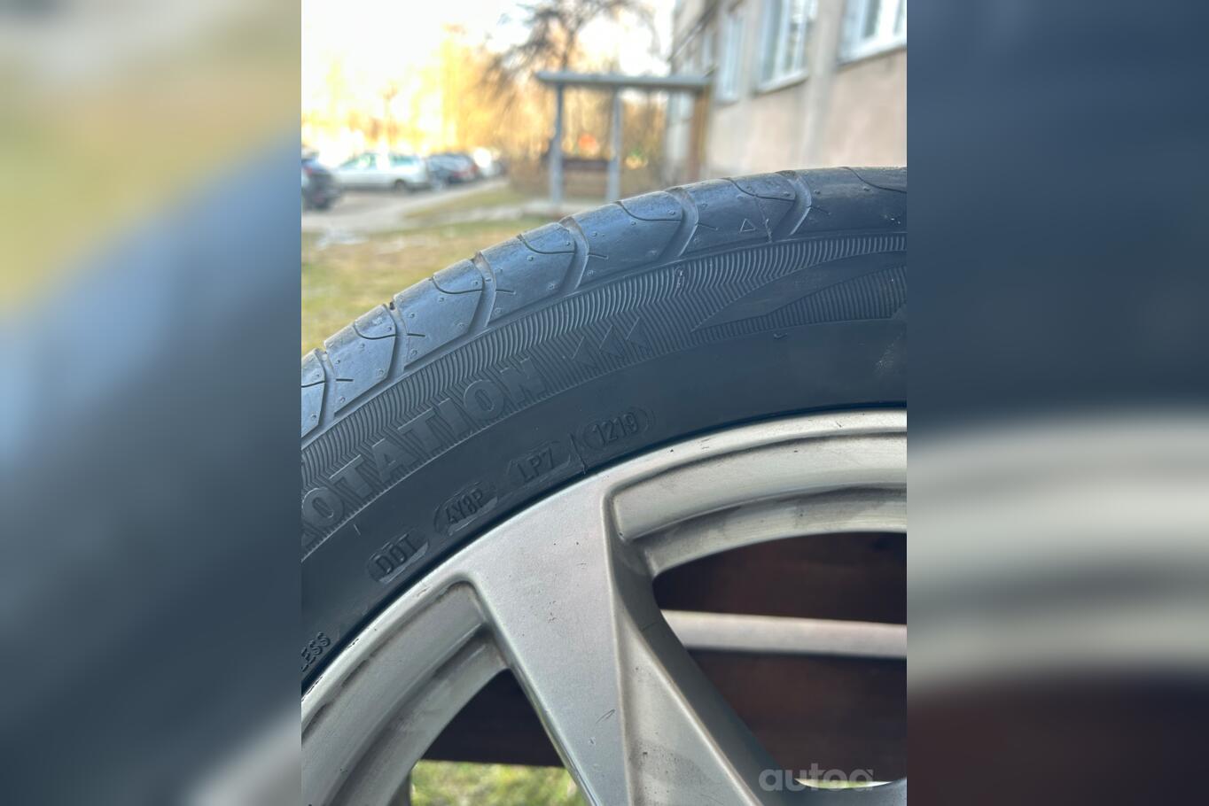 Audi, valuveljed