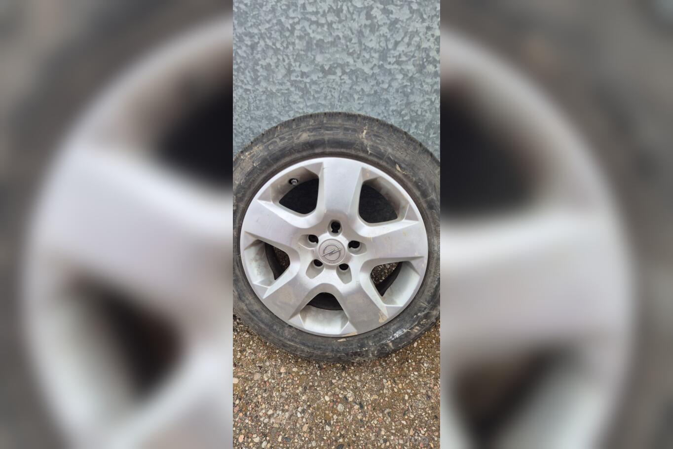 Opel, terasest stantsitud