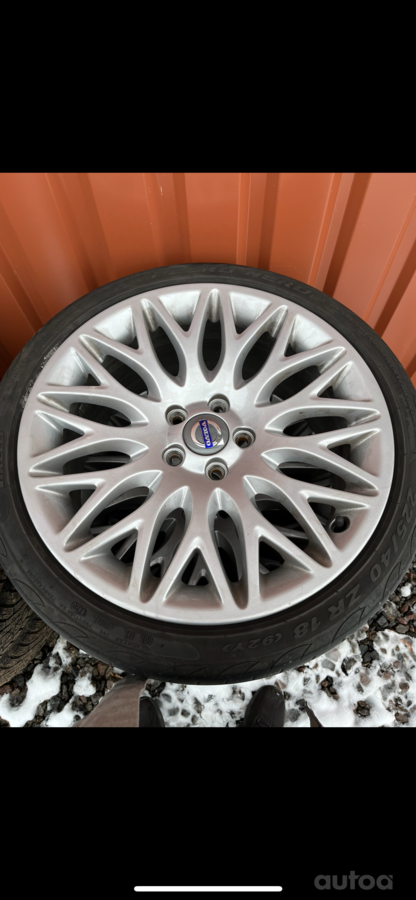 Volvo, valuveljed