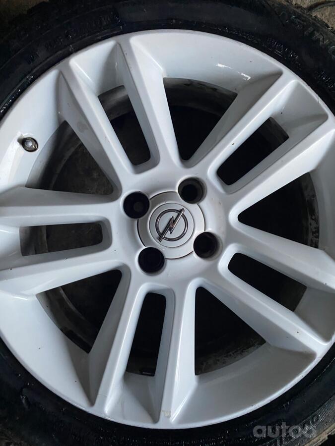 Opel, valuveljed