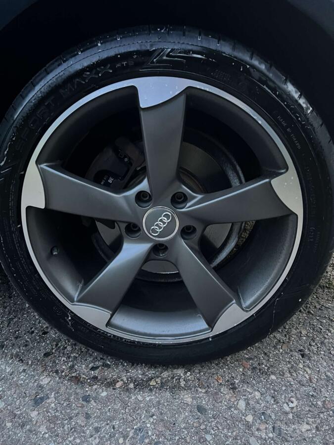 Audi, valuveljed