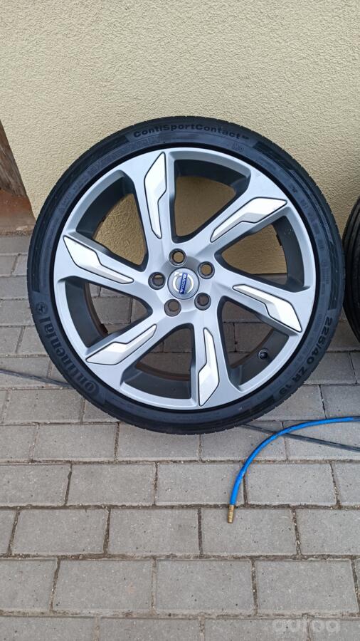 Volvo, valuveljed