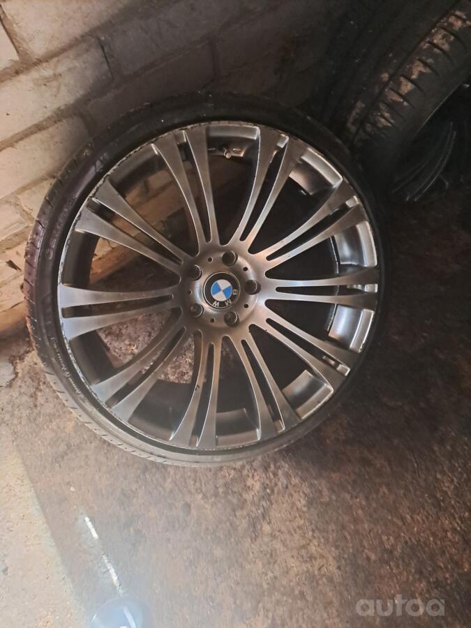 Bmw, valuveljed