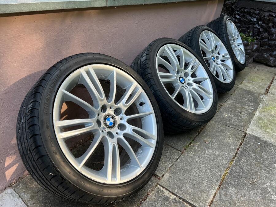 BMW, valuveljed