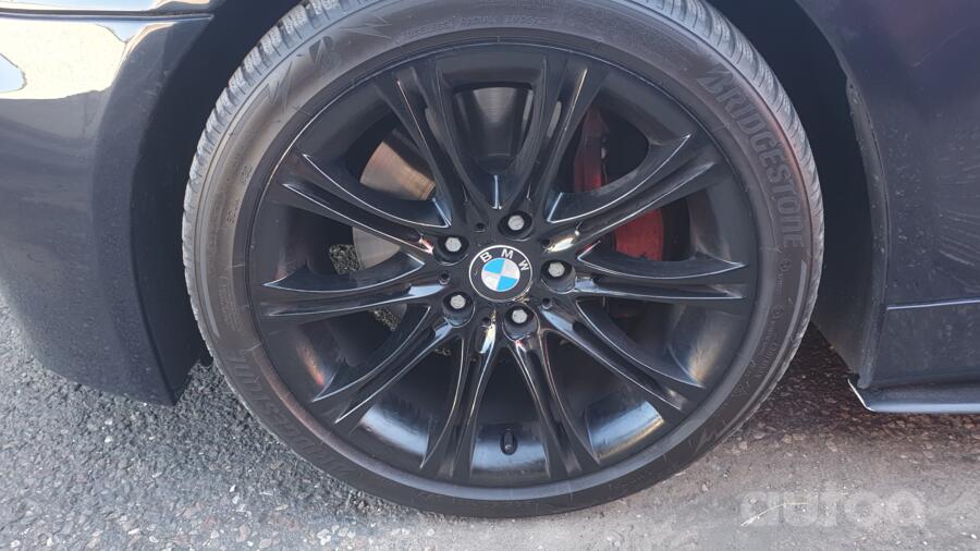 Bmw, valuveljed