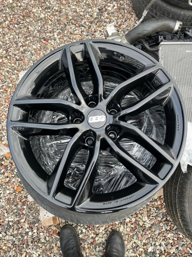 BBS, valuveljed