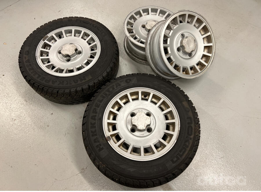 Ford, valuveljed