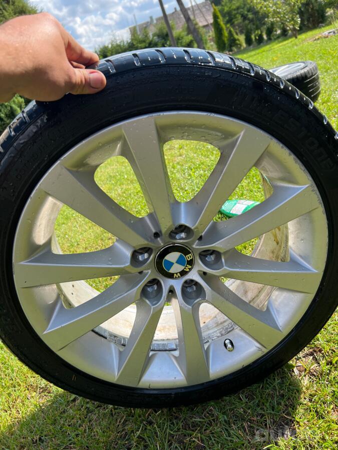BMW, valuveljed