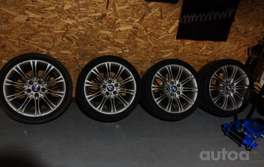 BMW, valuveljed