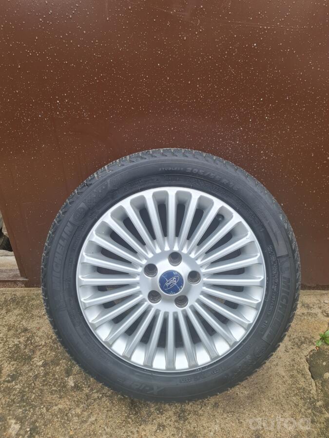 Ford, valuveljed