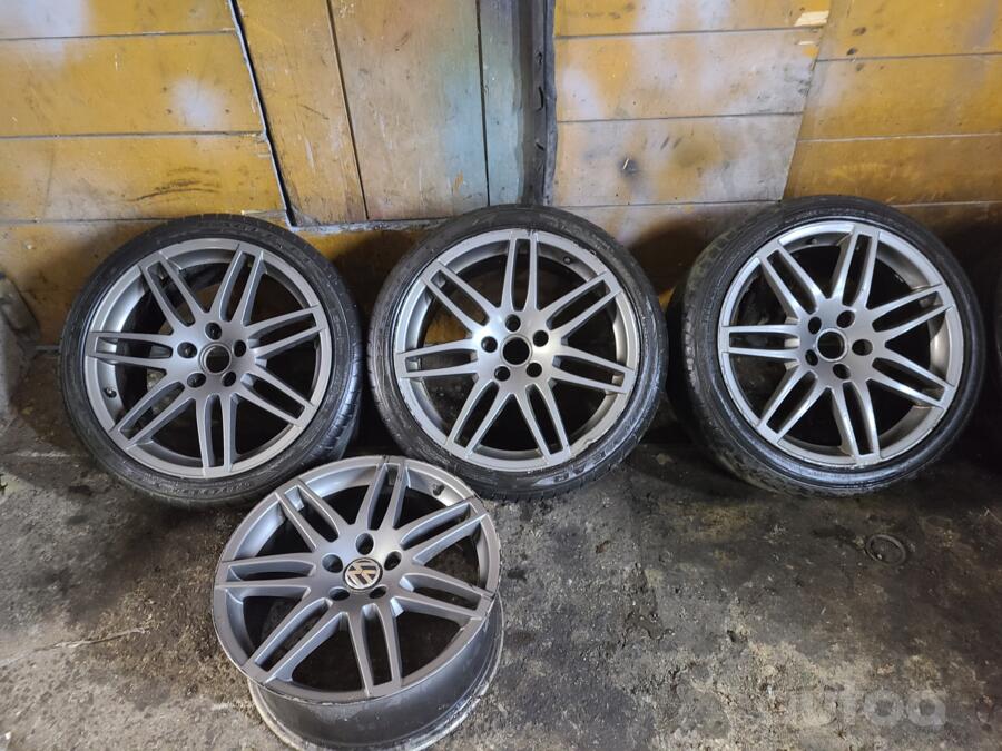 Audi, valuveljed