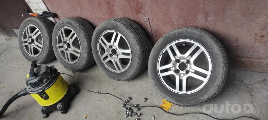 Ford, valuveljed
