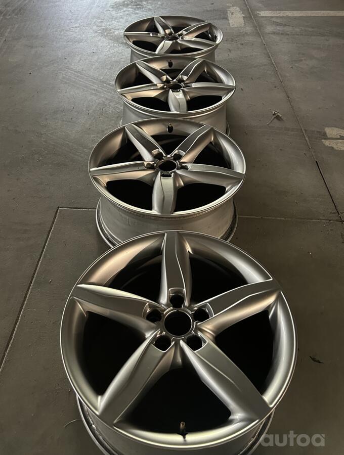 AUDI, valuveljed