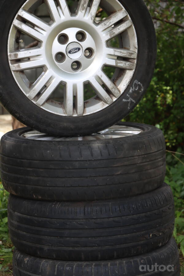 Ford, valuveljed