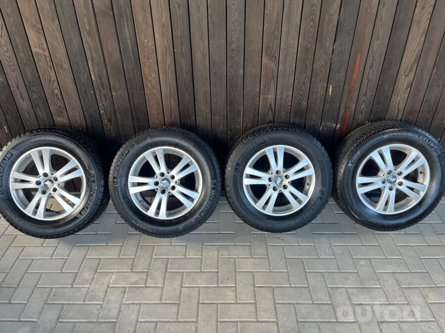Ford Kuga, valuveljed