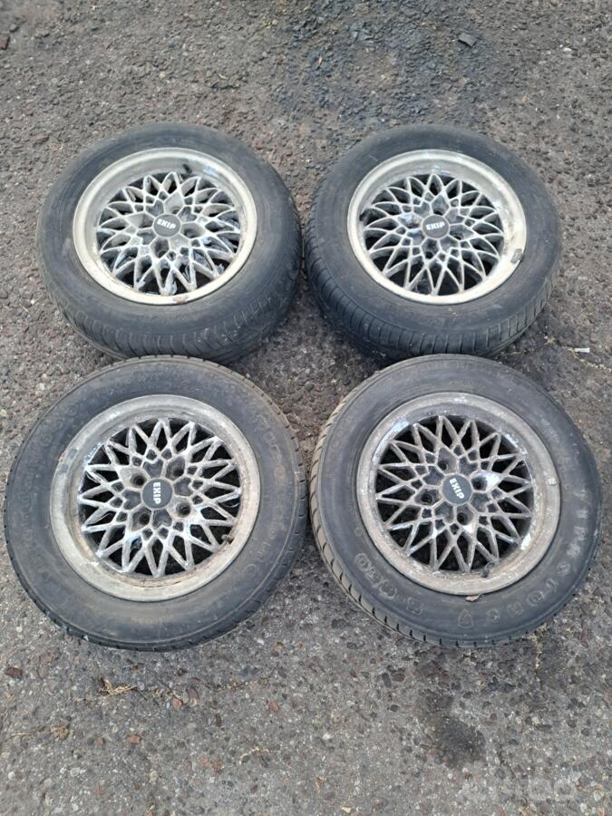 Audi, valuveljed