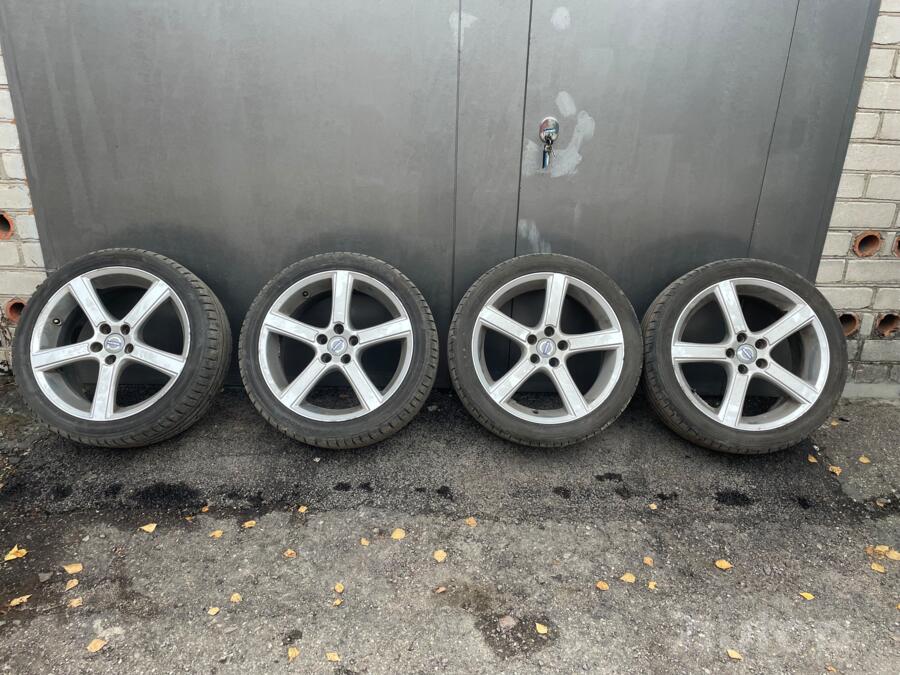 Volvo, valuveljed