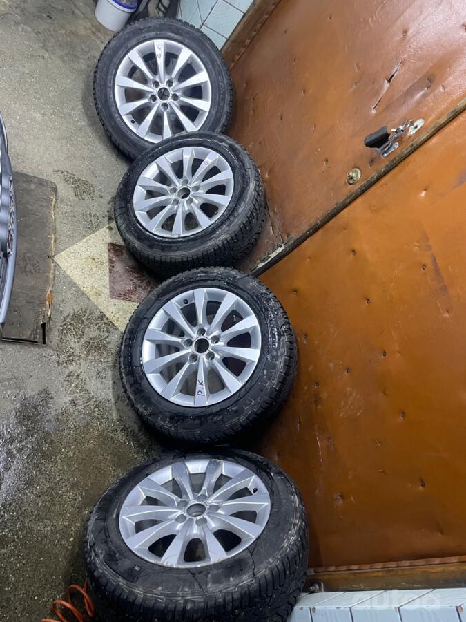 Audi, valuveljed