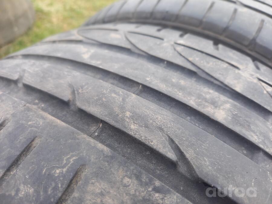 Bridgestone 225/40 R18