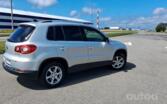Volkswagen Tiguan 1 generation Crossover