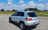 Volkswagen Tiguan 1 generation Crossover