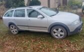 Skoda Octavia 2 generation Combi Scout wagon 5-doors