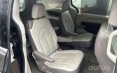 Chrysler Pacifica 2 generation Minivan