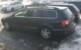 Volkswagen Passat B6 wagon 5-doors
