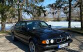 BMW 7 Series E32 Sedan