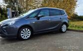 Opel Zafira C Tourer minivan