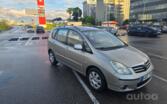 Toyota Corolla Verso 1 generation Minivan