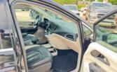 Chrysler Pacifica 2 generation Minivan