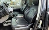 Chrysler Pacifica 2 generation Minivan