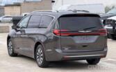 Chrysler Pacifica 2 generation Minivan