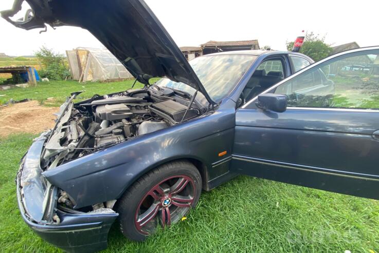 BMW 5 Series E39 [restyling] Sedan