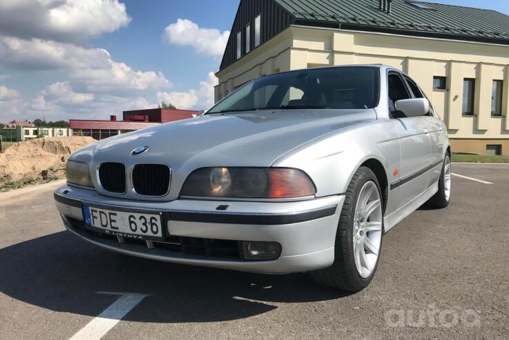 BMW 5 Series E39 Sedan 4-doors