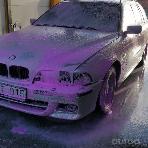 BMW 5 Series E39 Touring wagon