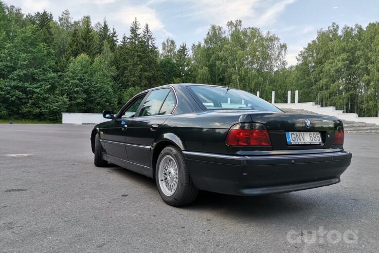 BMW 7 Series E38 Sedan