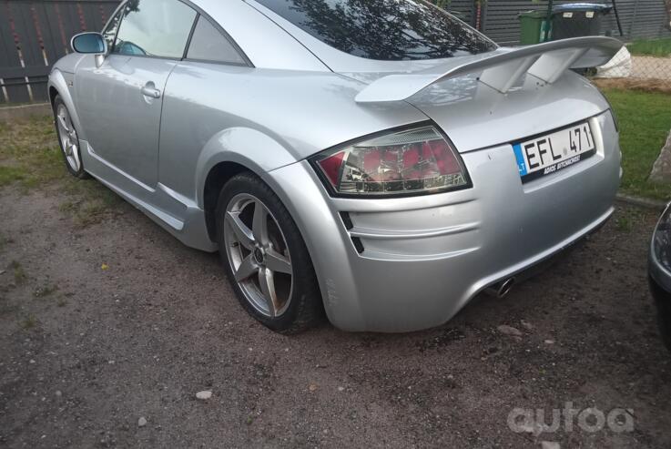 Audi TT 8N Coupe